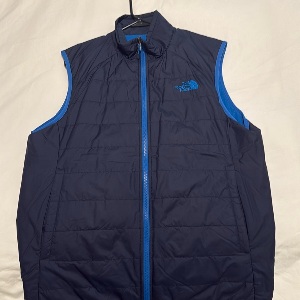 Men’s medium North Face Vest